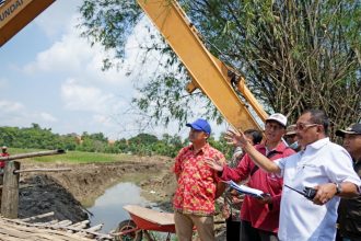 Wawali Armuji tinjau langsung Pembangunan Boezem Rejosari Benowo.