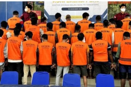 Kantor Imigrasi Kelas I Khusus TPI Ngurah Rai menangkap 24 WNA diduga karena overstay dan melakukan penipuan.