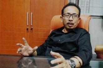 Wakil Ketua DPRD Kota Surabaya, A.H Thony.