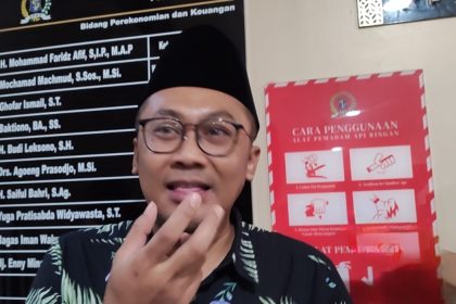 Ketua Komisi B DPRD Surabaya, M Faridz Afif,