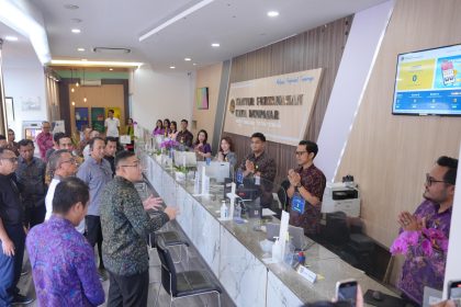 Wamen Ossy Darmawan, melakukan peninjauan ke Kantor Pertanahan (Kantah) Kota Denpasar.