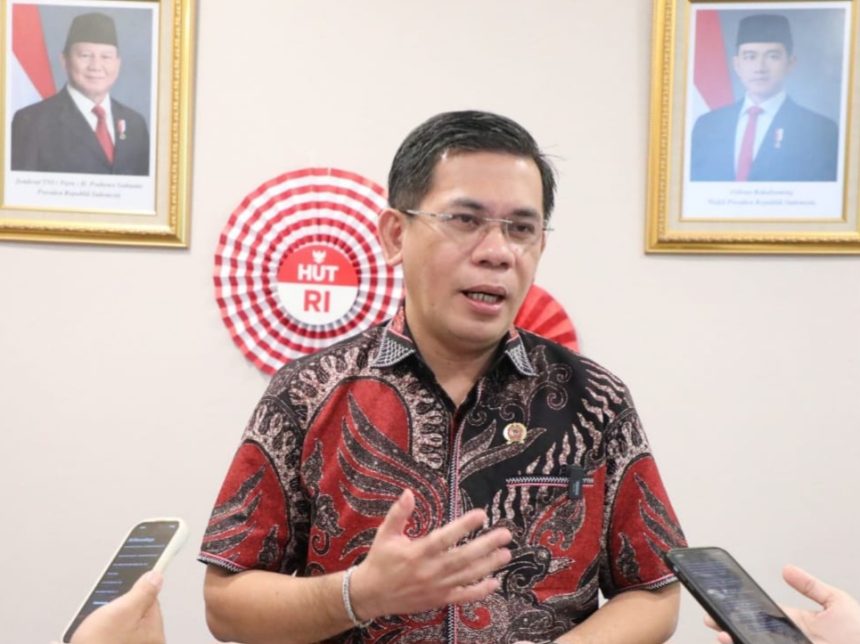 Kepala Biro Hubungan Masyarakat (Humas) dan Protokol, Harison Mocodompis