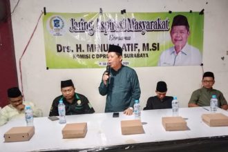 Anggota Komisi C DPRD Surabaya, Minun Latif menggelar reses di wilayah Benowo, Surabaya.