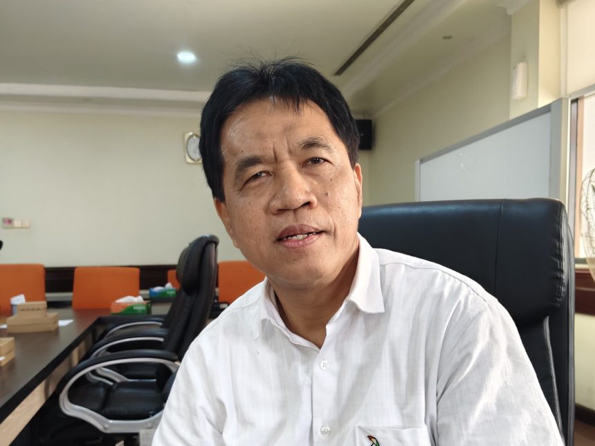 Anggota Komisi D, Imam Syafii, secara tegas mengkritik obrakan PKL di Surabaya.