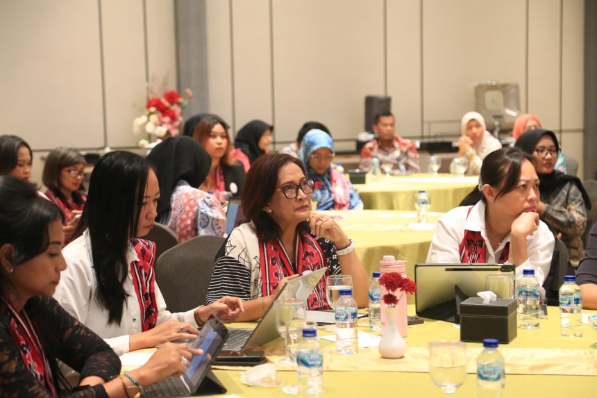 Para peserta Focus Group Discussion (FGD) soal perkawinan campur yang digelar Imigrasi Semarang.
