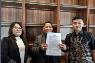 Ben Hadjon, Kuasa Hukum SSK memberikan keterangan terkait kliennya yang tersandung kasus dugaan kekerasan seksual.
