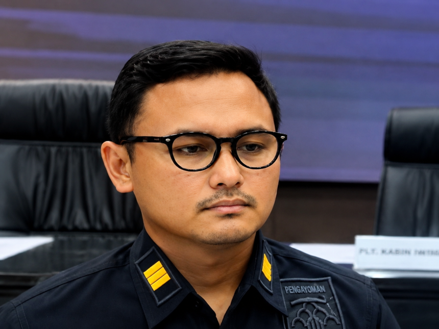 Kasi Penindakan Kantor Imigrasi Kelas I Khusus TPI Surabaya, Regi Haris Sasongko.
