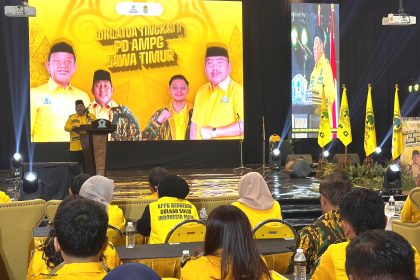 Ketua Umum PP AMPG Said Aldi Al Idrus, mengobatkan semangat lewat sambutan dihadapan kader AMPG yang mengikuti diklat selama dua hari di Surabaya.