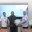 Kepala Kantor Pertanahan Kabupaten Jombang Wawas Setiawan, S.SiT., M.M. (dua dari kiri) menyaksikan penyerahan sertifikat.