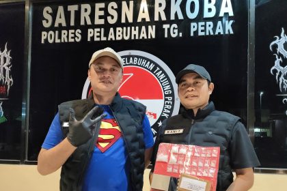 Kasat Resnarkoba Polres Pelabuhan Tanjung Perak, AKP Adik Agus Putrawan.