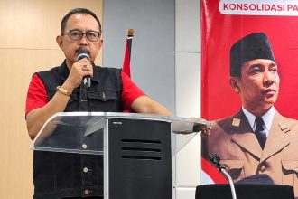 Ketua DPC PDI Perjuangan Kota Surabaya Armuji