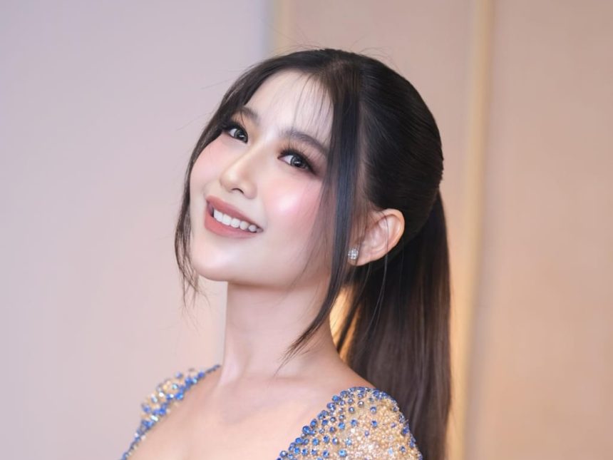 Vanessa Axelia, penyanyi dan musisi profesional asal Surabaya yang kian meroket.